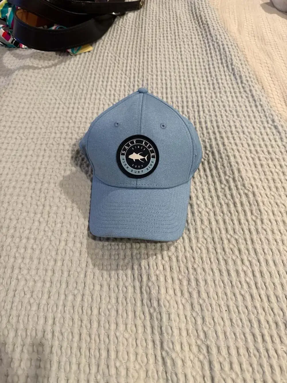 Salt Life Men's Cast Performance A-Flex Stretch Fit Hat in Light Blue - Picture 1 of 10